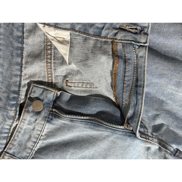 Cider Denim Women's Wide Leg Light Wash Denim Jeans with Cutout Bow Details - XL - Picture 4 of 8